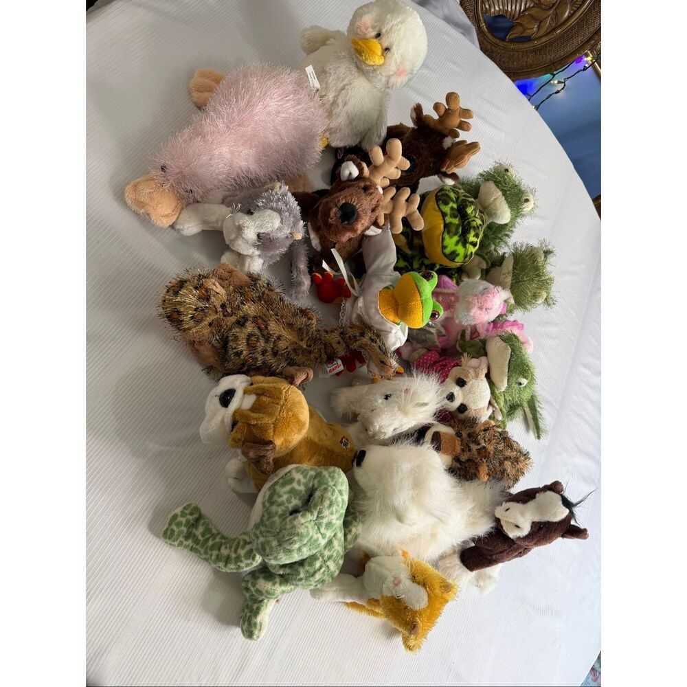 Lot Of 20 Ganz Webkinz kind No Tags No Codes